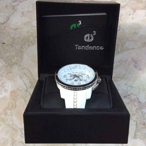 White Tendence men’s watch in MINT condition!!​ - Picture 2 of 7